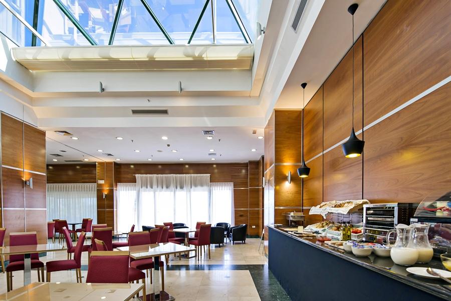 B&B Hotel Madrid Aeropuerto T4 San Sebastián de los Reyes Eksteriør bilde