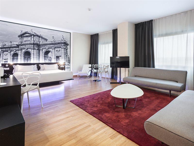 B&B Hotel Madrid Aeropuerto T4 San Sebastián de los Reyes Eksteriør bilde