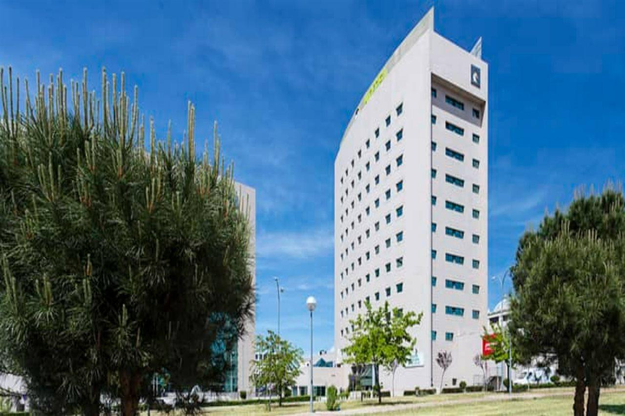 B&B Hotel Madrid Aeropuerto T4 San Sebastián de los Reyes Eksteriør bilde